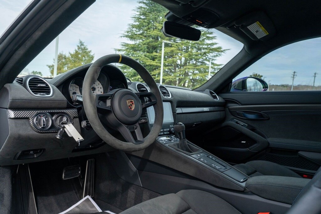 Certified 2025 Porsche 718 Cayman GT4 RS 2dr Car