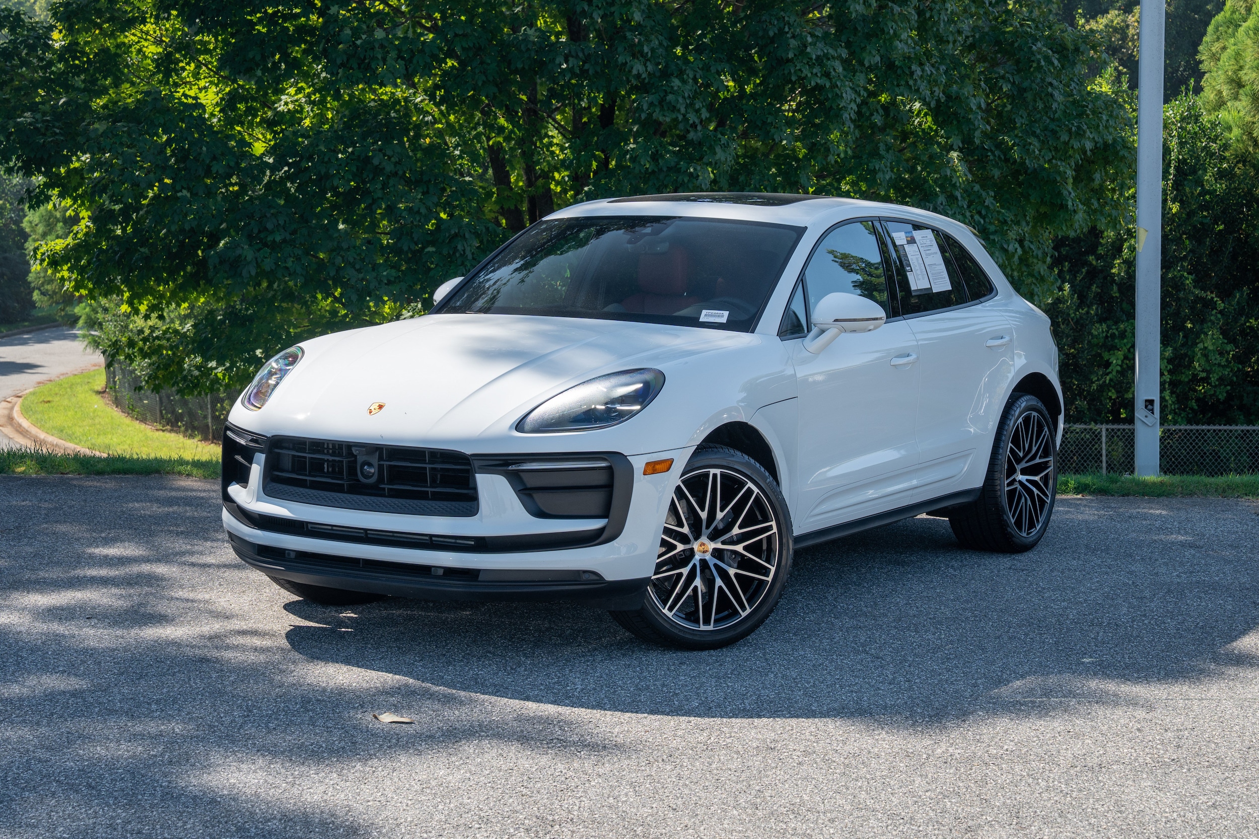 2026 Porsche Macan Base