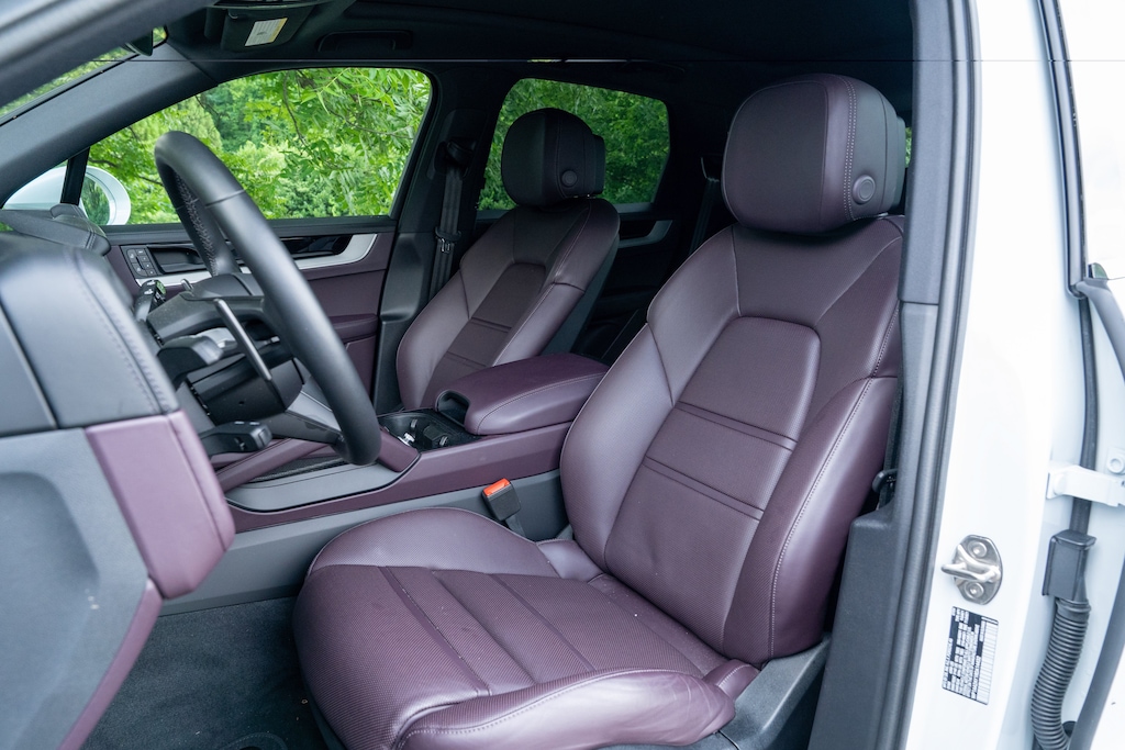 Certified 2024 Porsche Cayenne Sport Utility