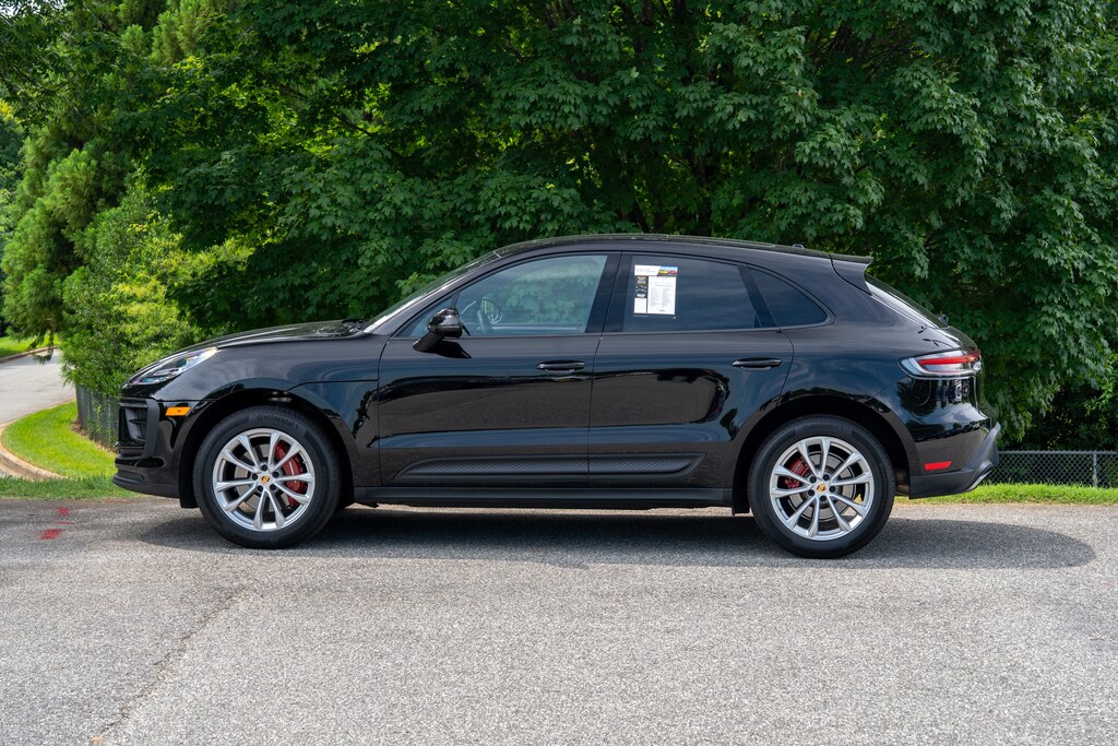 Certified 2024 Porsche Macan Sport Utility