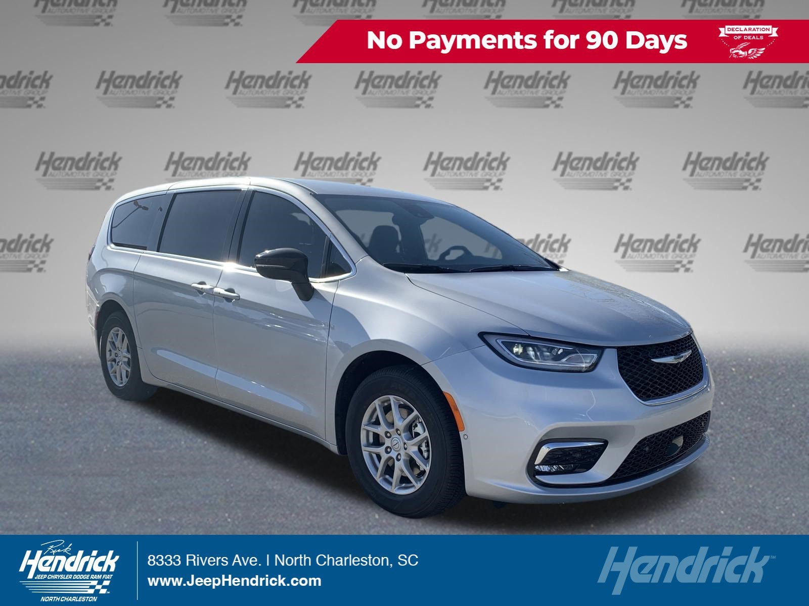 2026 Chrysler Pacifica Select's photo