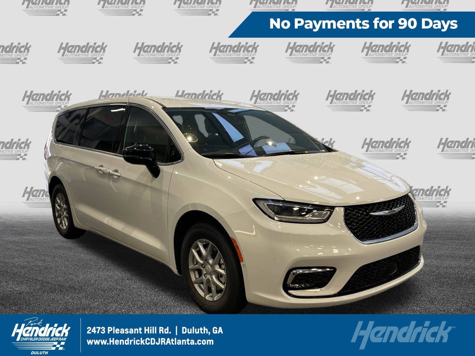 2026 Chrysler Pacifica Select's photo
