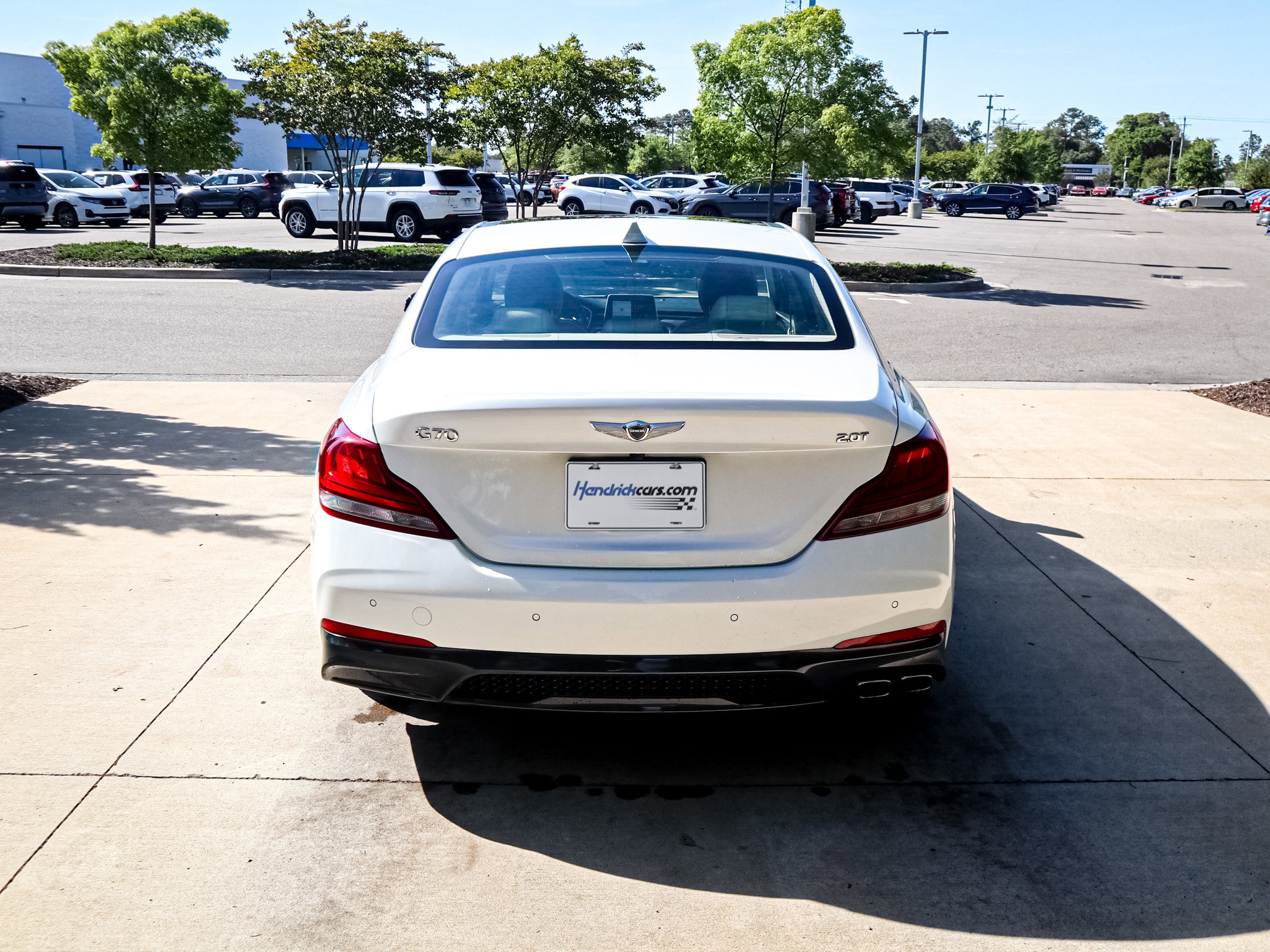 2021 Genesis G70 2.0T photo 3
