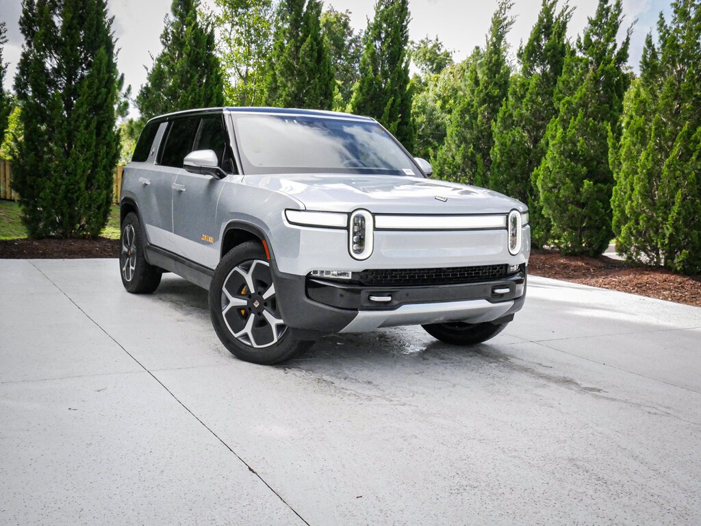 Used 2024 Rivian R1S Adventure SUV
