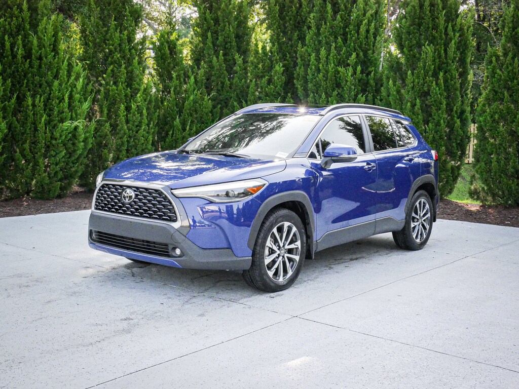 Used 2024 Toyota Corolla Cross XLE SUV