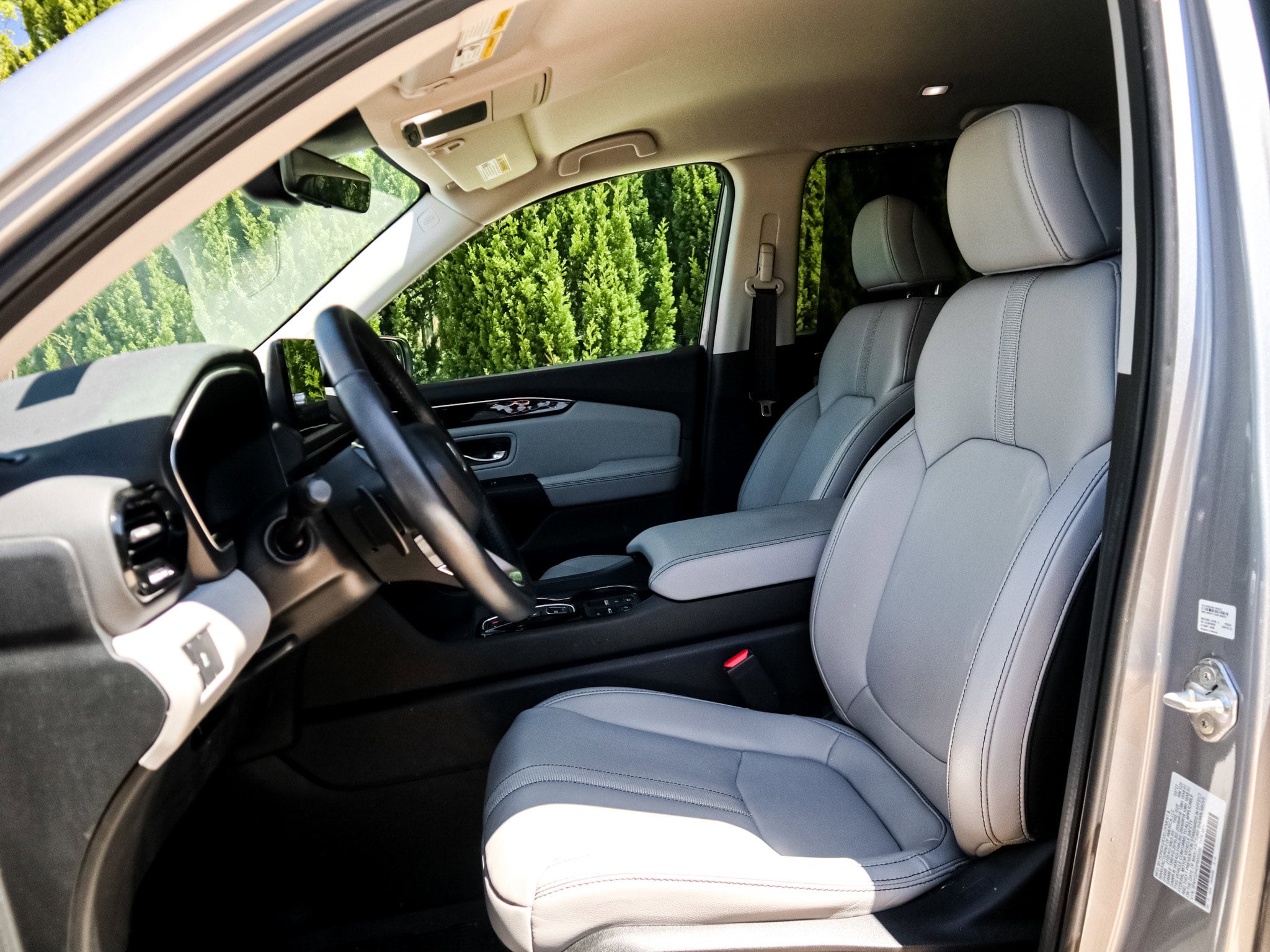 2023 Honda Pilot EX-L 8 Passenger photo 6