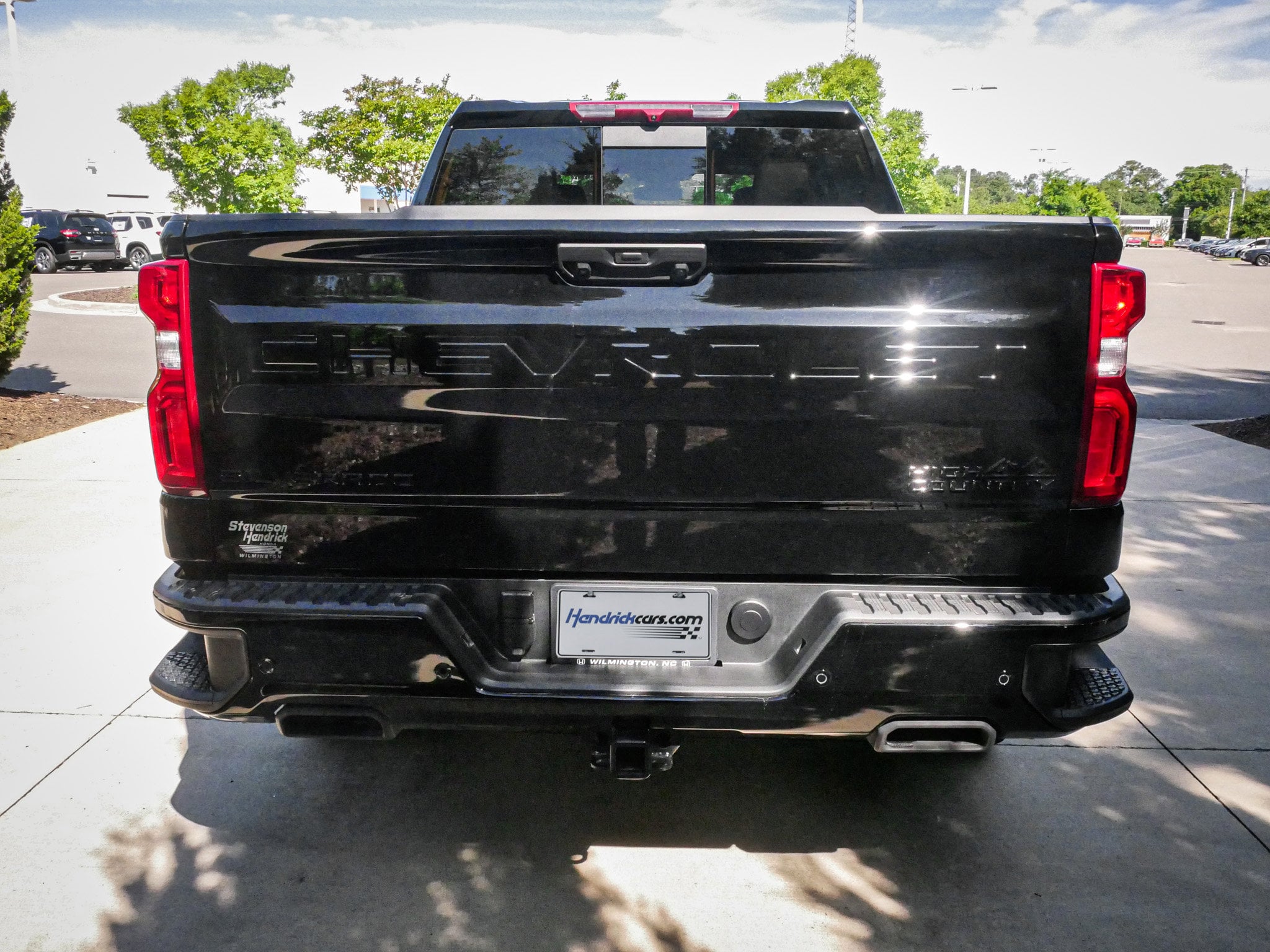 2026 Chevrolet Silverado 1500 High Country photo 3