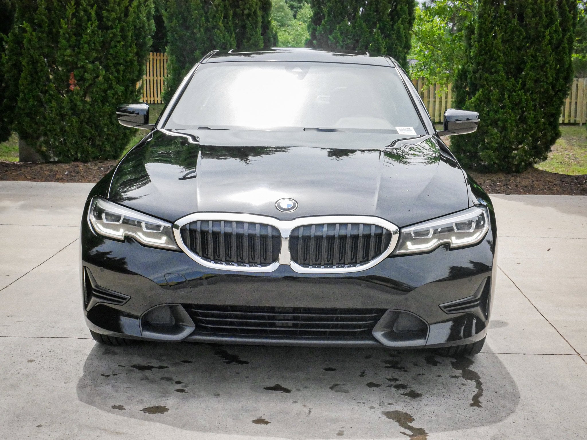 2021 BMW 3 Series 330i photo 2