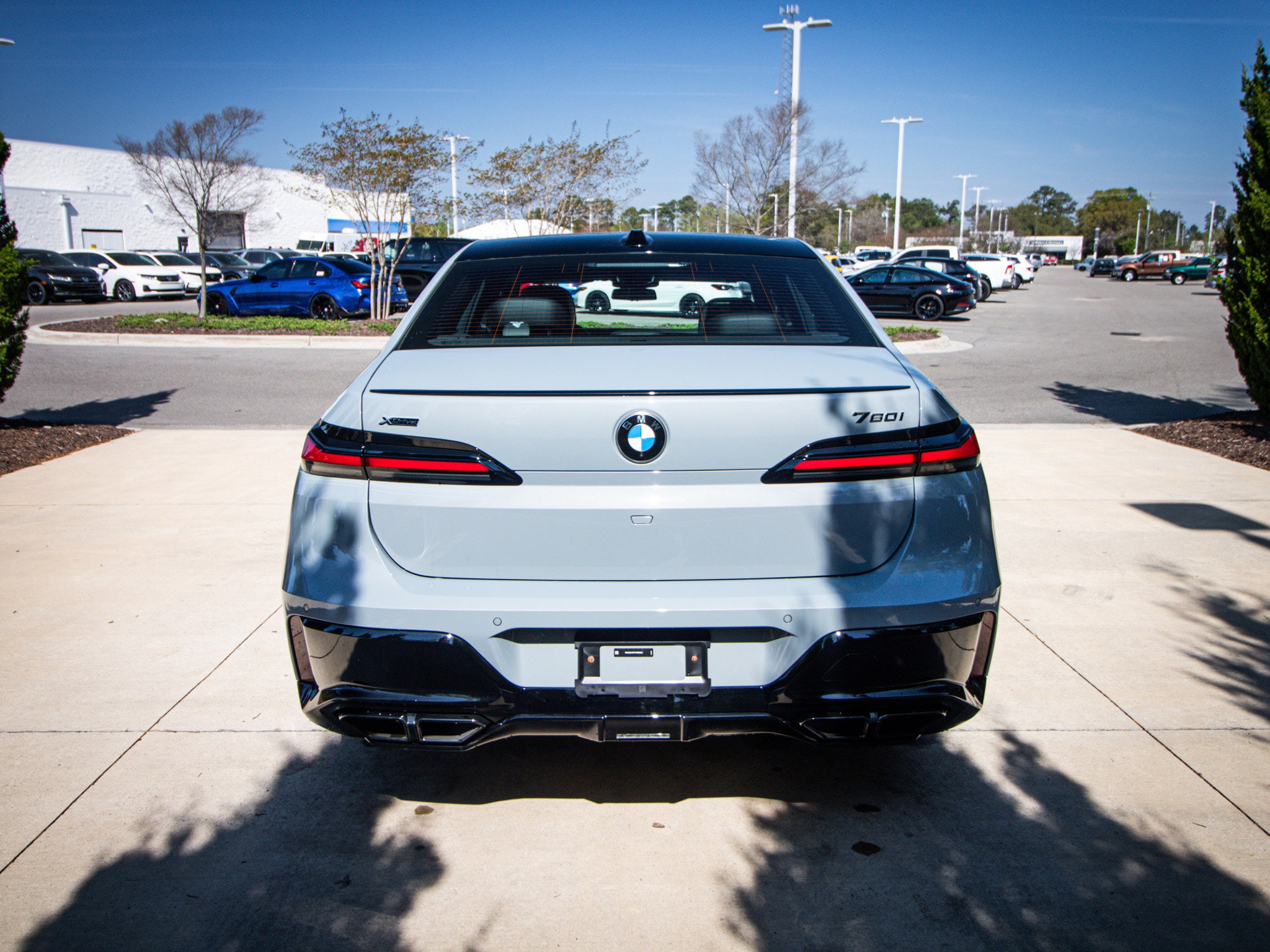 2026 BMW 7 Series 760i xDrive photo 3