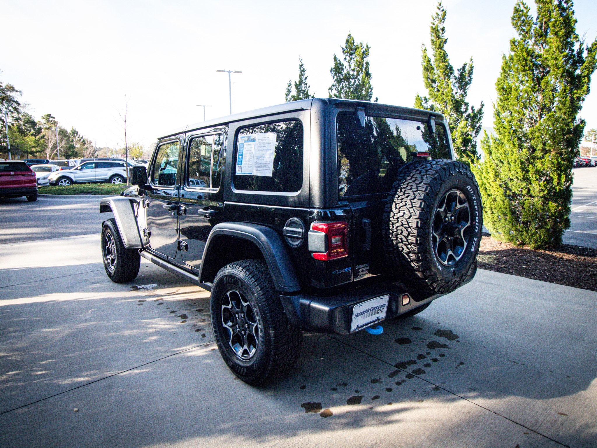 2022 Jeep Wrangler 4xe Unlimited Rubicon photo 5