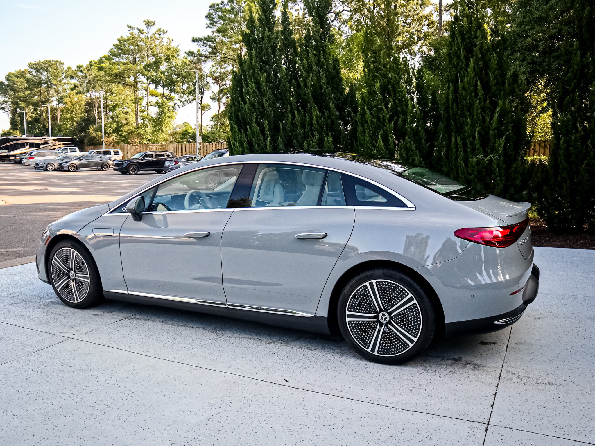 Mercedes-Benz EQE EQE 350+