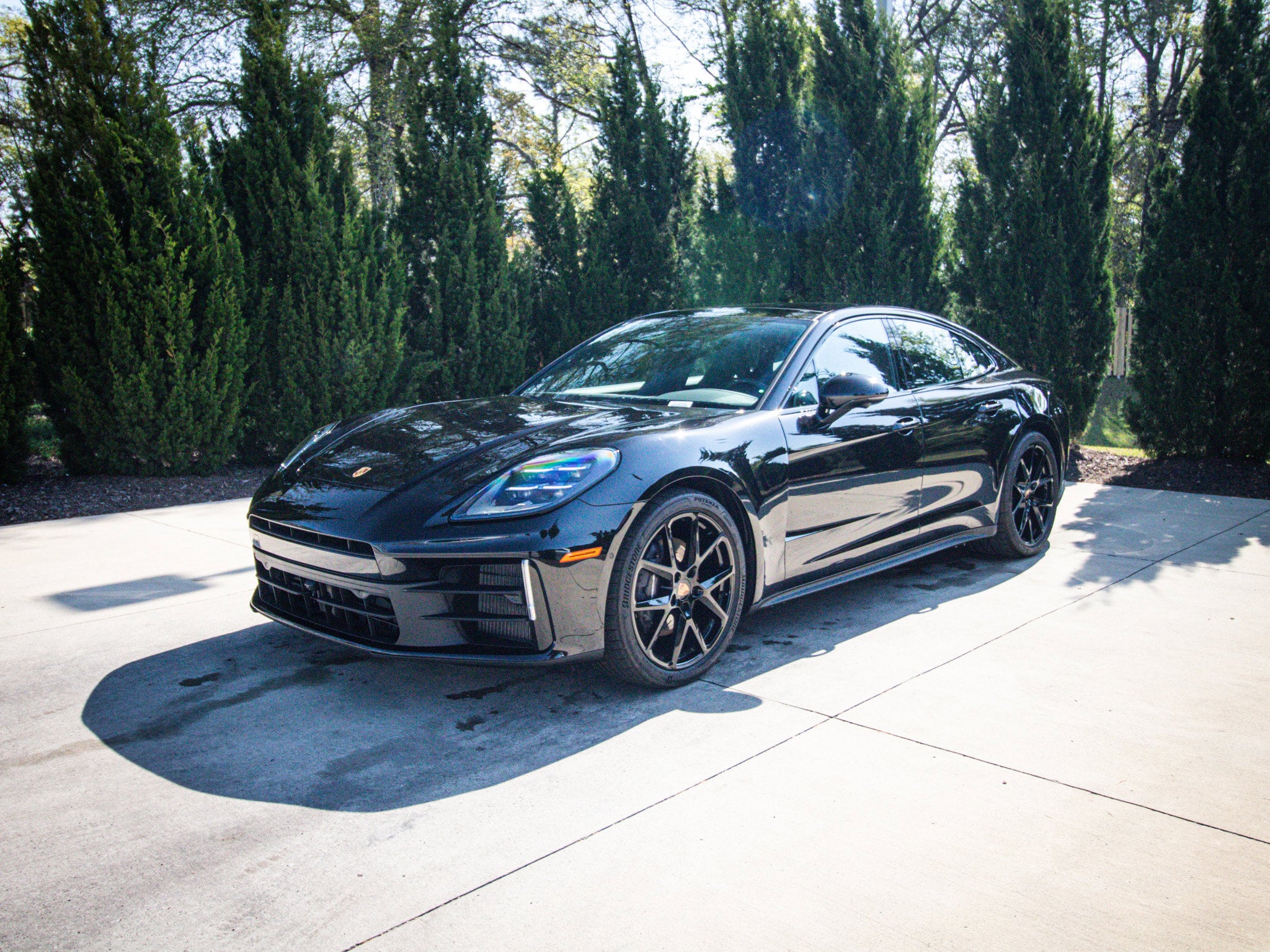 2026 Porsche Panamera photo 4