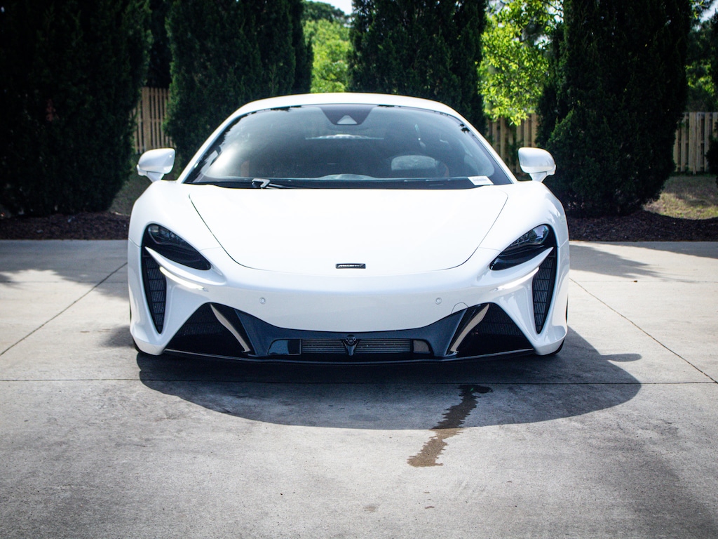 Used 2025 Mclaren Artura Coupe