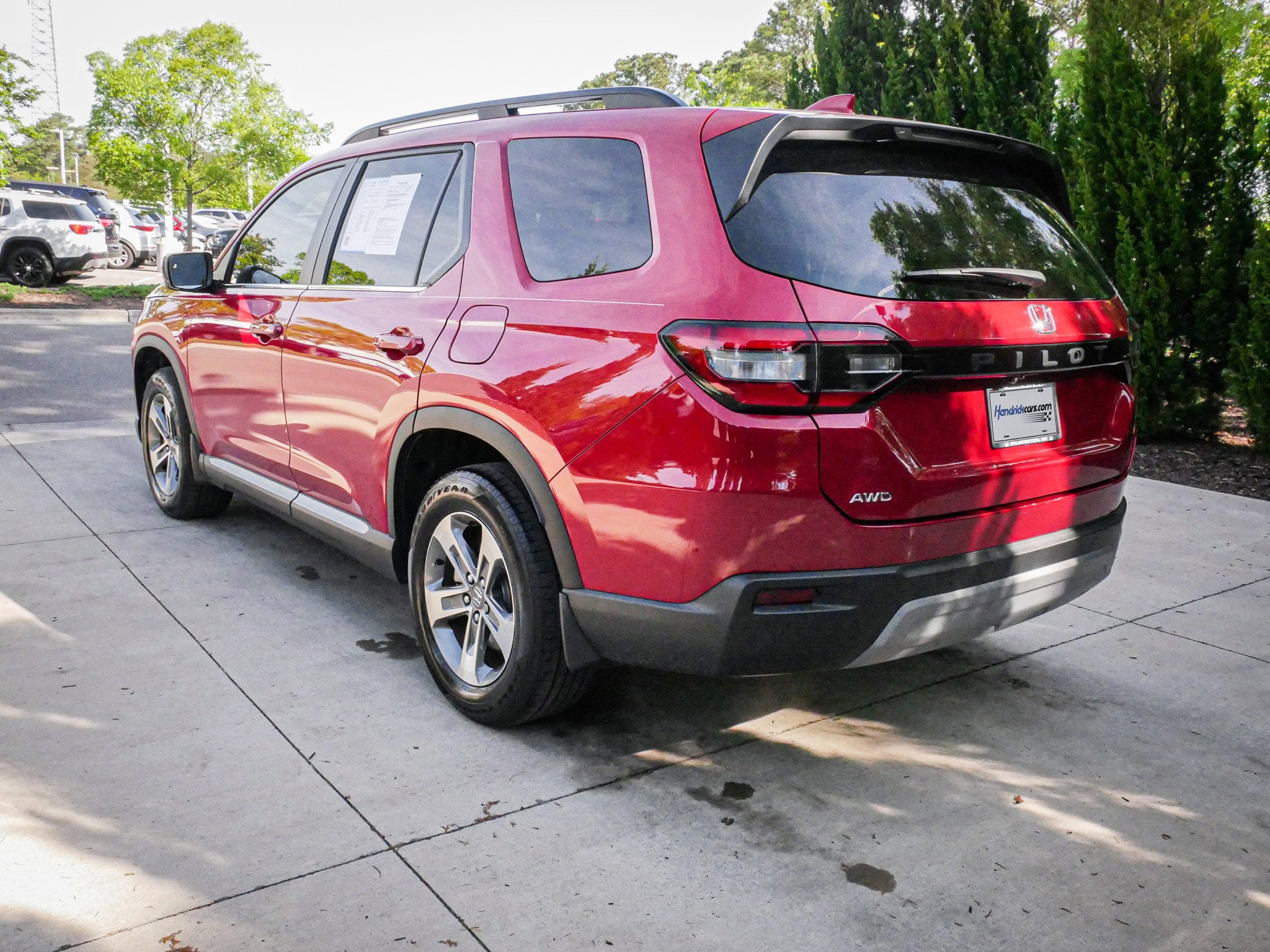 2023 Honda Pilot EX-L 7 Passenger photo 6