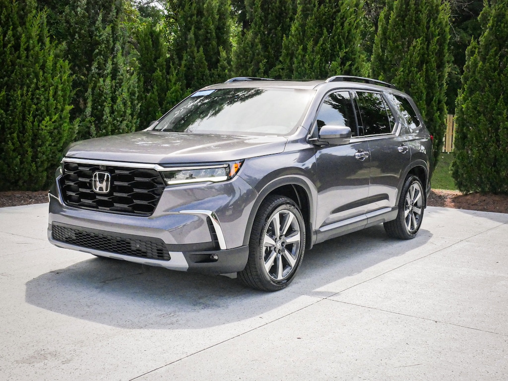 Certified 2025 Honda Pilot Elite SUV