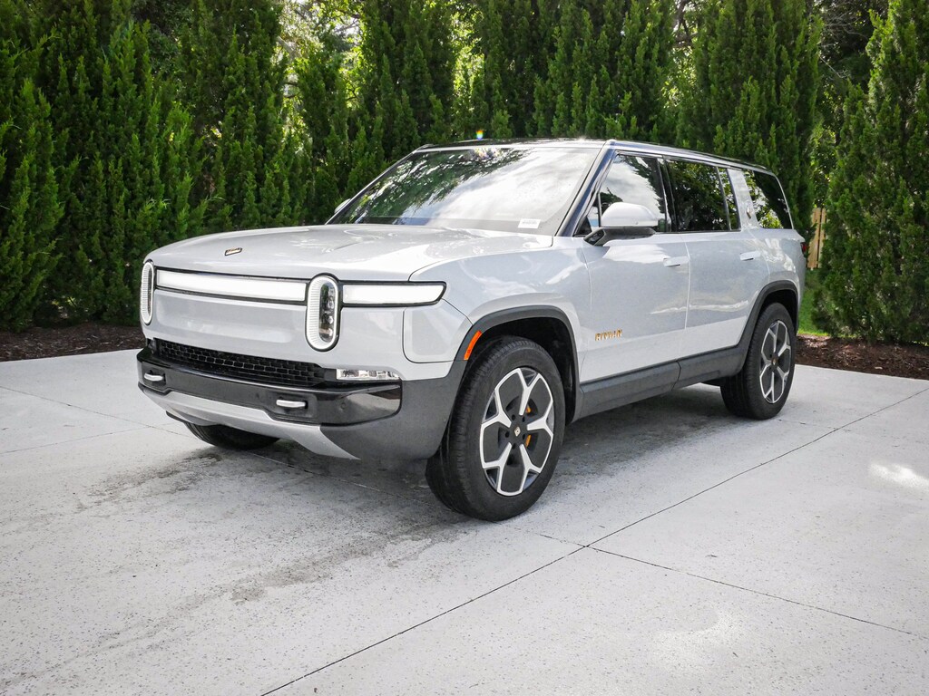 Used 2024 Rivian R1S Adventure SUV