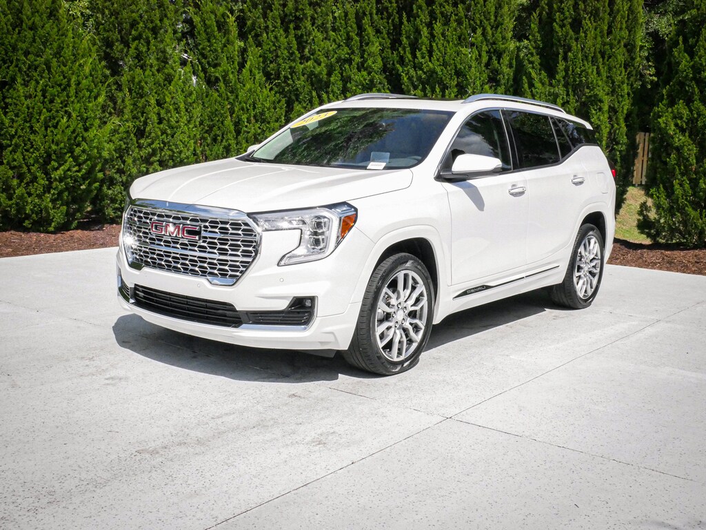 Used 2023 GMC Terrain Denali SUV