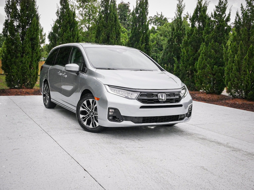 Used 2026 Honda Odyssey Elite Minivan