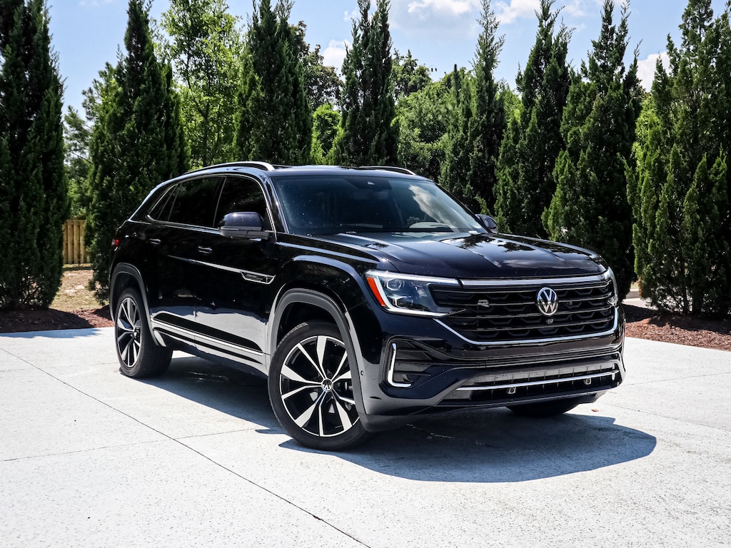 Used 2024 Volkswagen Atlas Cross Sport 2.0T SEL Premium R-Line SUV