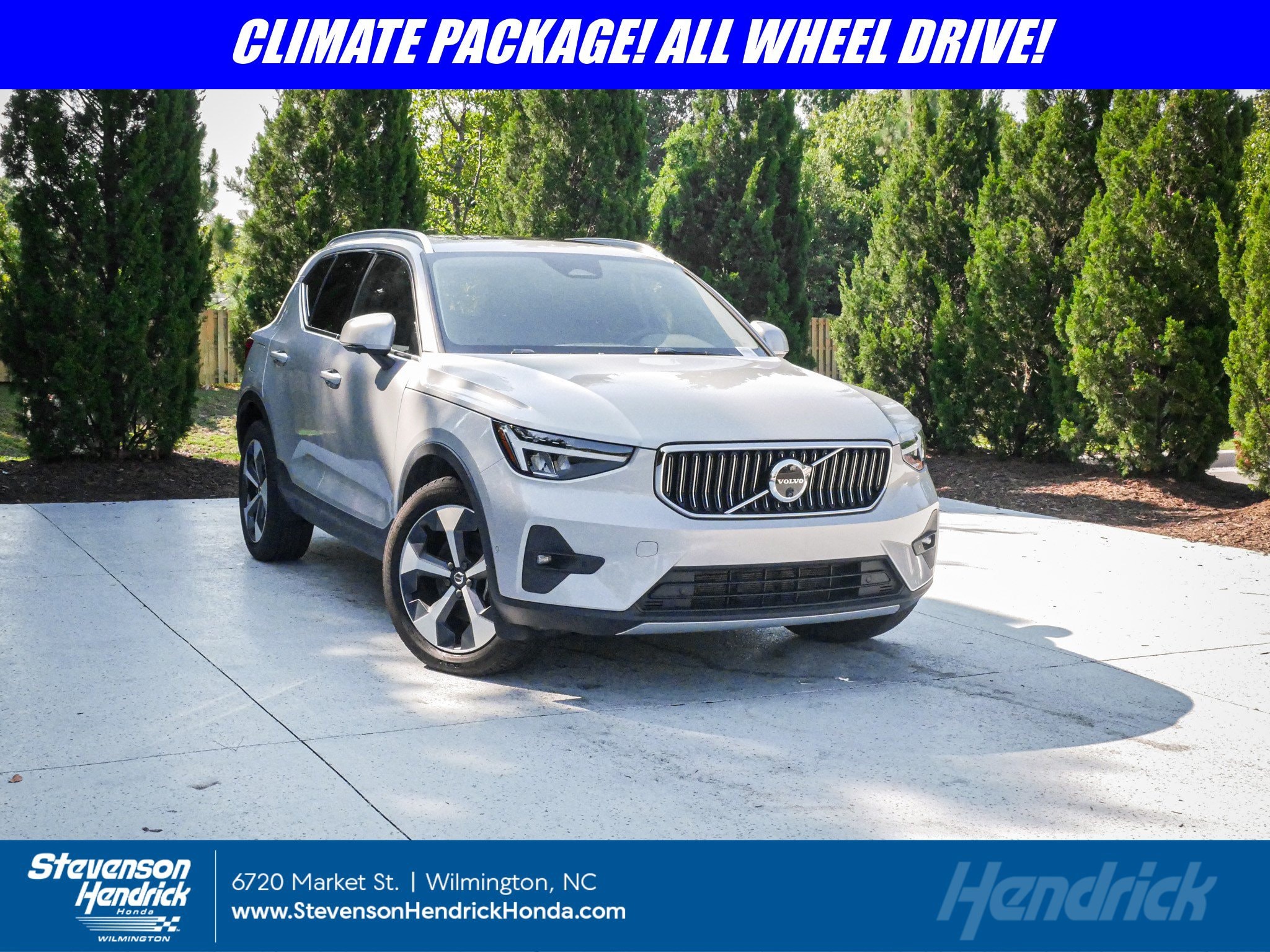 Volvo XC40 Plus Bright Theme