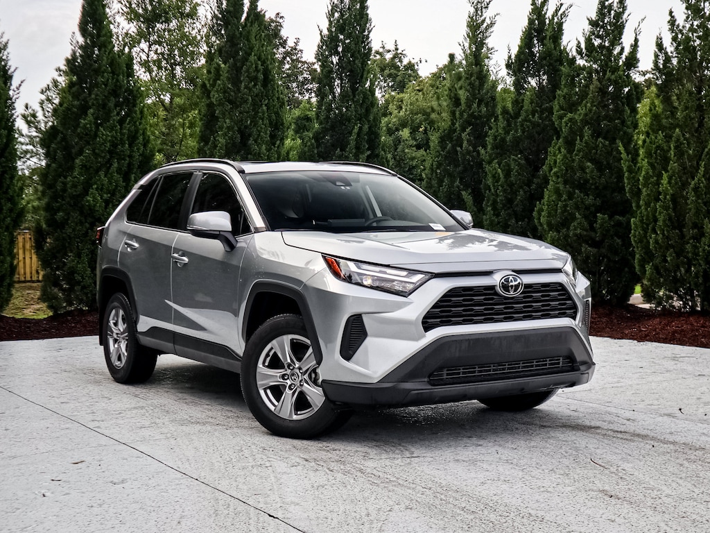 Used 2025 Toyota RAV4 XLE SUV