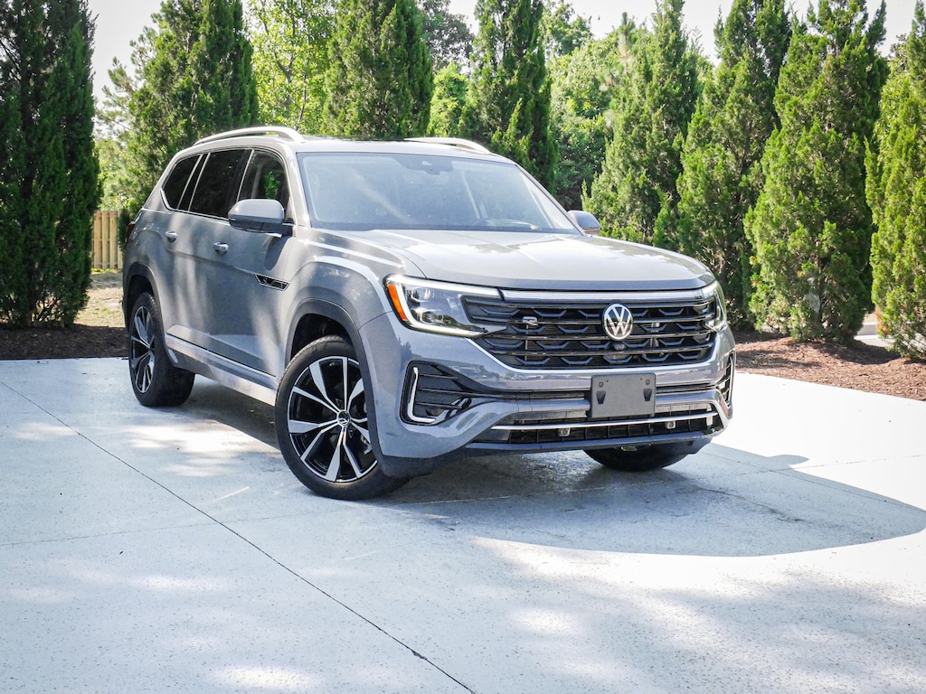 Used 2025 Volkswagen Atlas 2.0T SEL Premium R-Line SUV