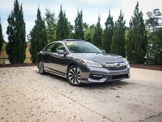 2017 Honda Accord Hybrid Touring Sedan