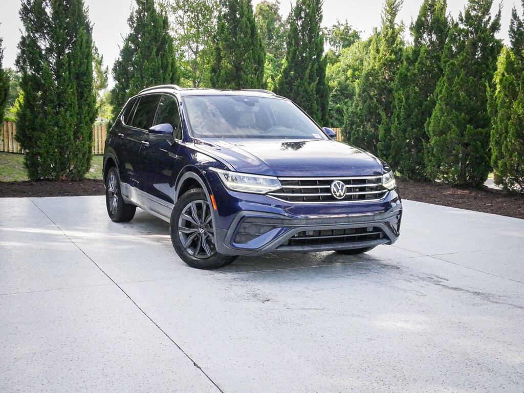 Used 2022 Volkswagen Tiguan SE SUV
