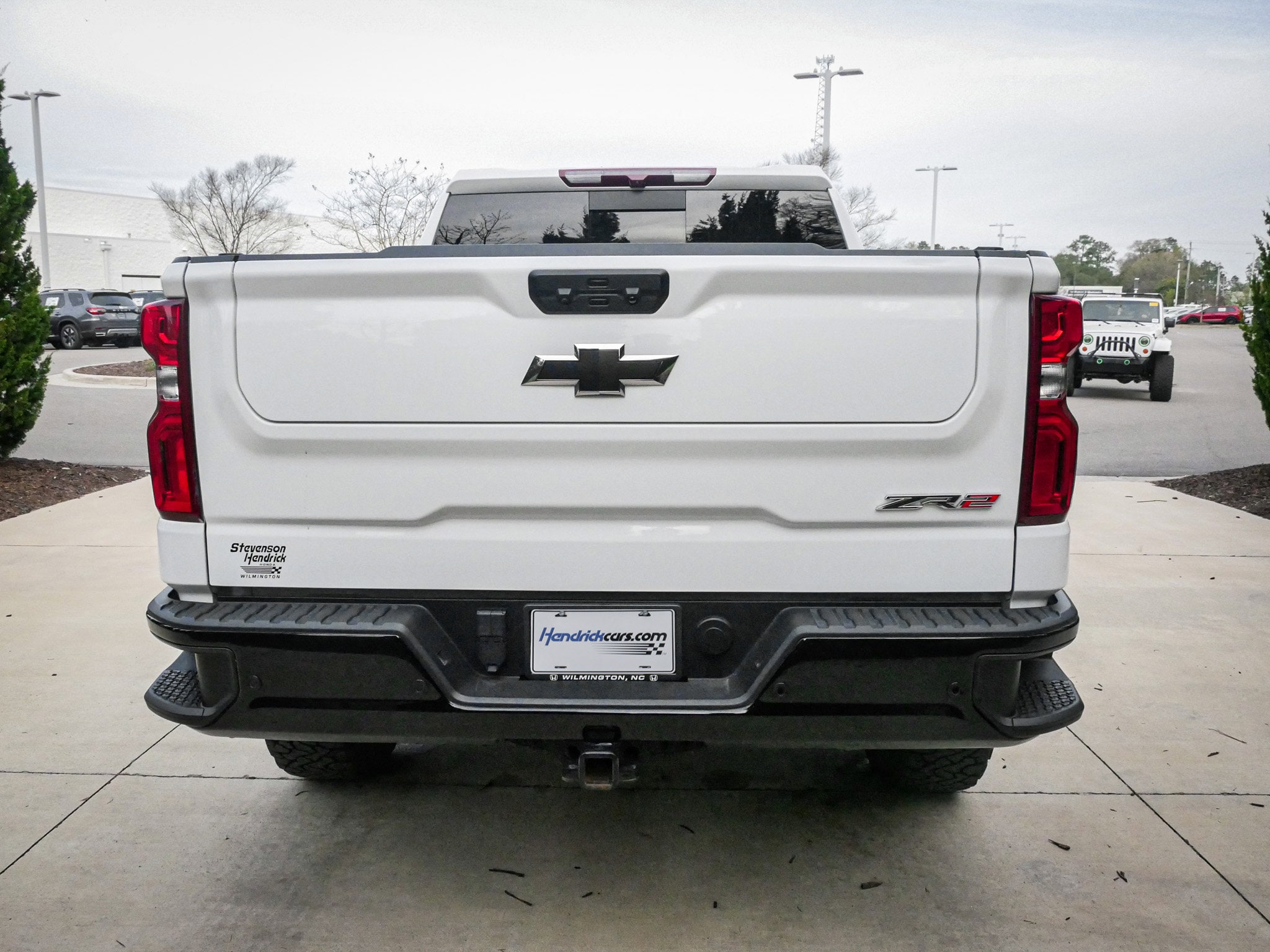 2024 Chevrolet Silverado 1500 ZR2 photo 3