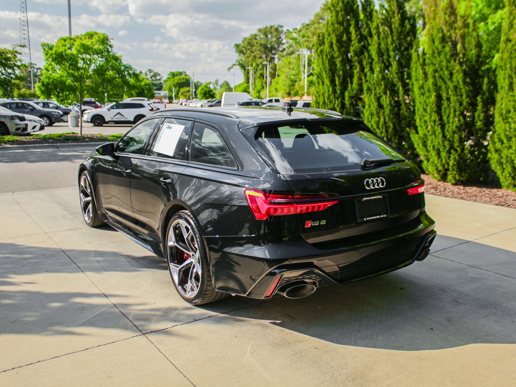2026 Audi RS 6 Avant performance photo 6