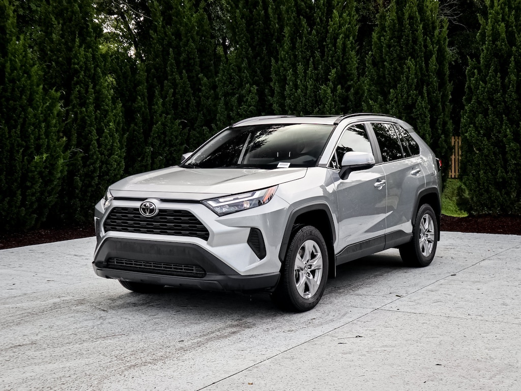 Used 2025 Toyota RAV4 XLE SUV