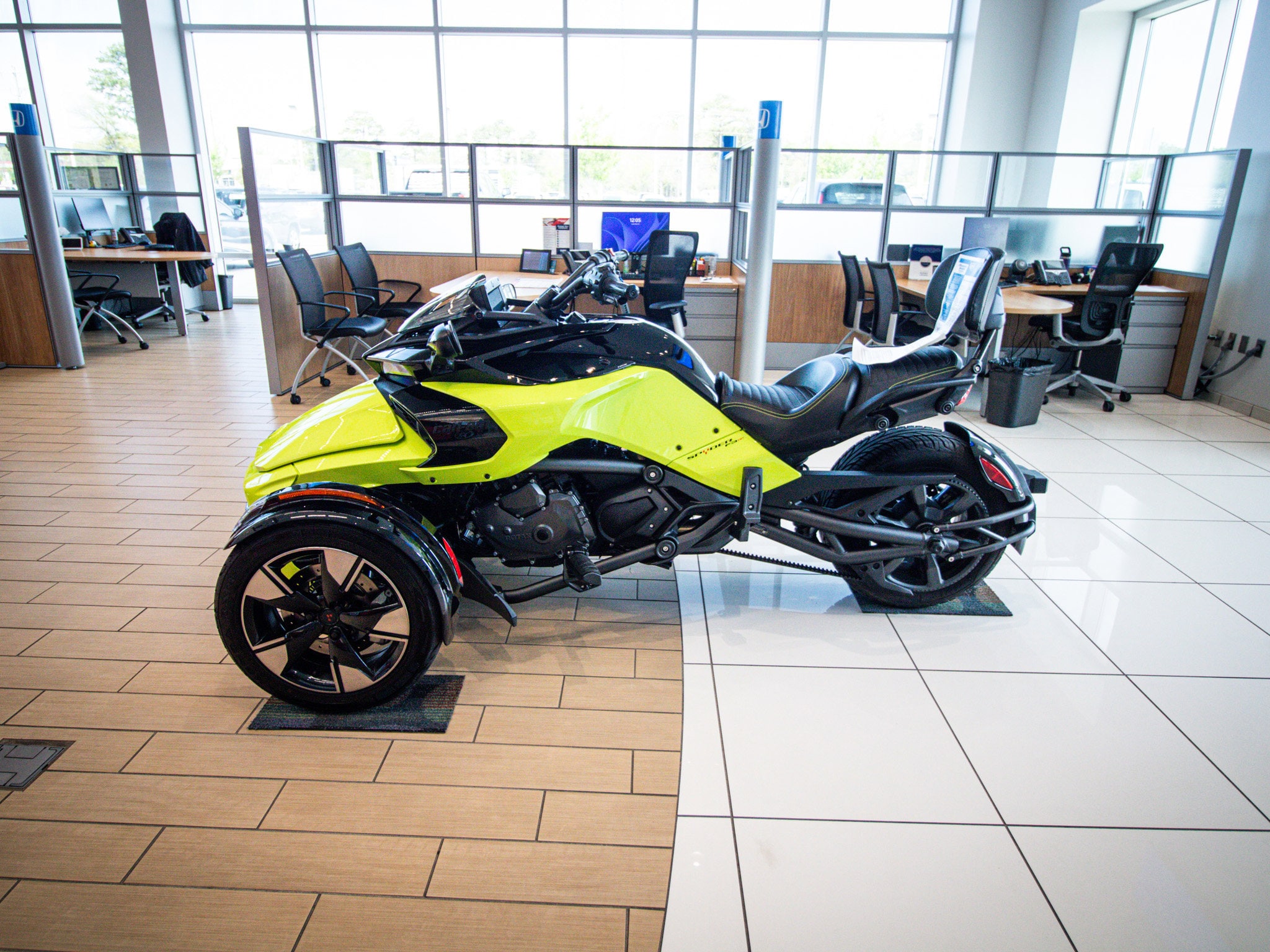 2023 Can-Am Spyder F3-S Special Series photo 6
