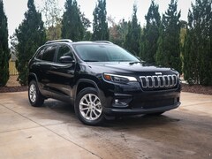 2019 Jeep Cherokee Latitude SUV
