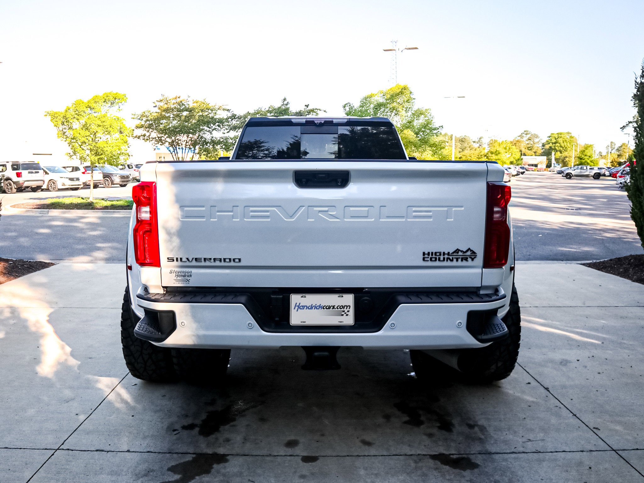 2025 Chevrolet Silverado 3500HD High Country photo 3