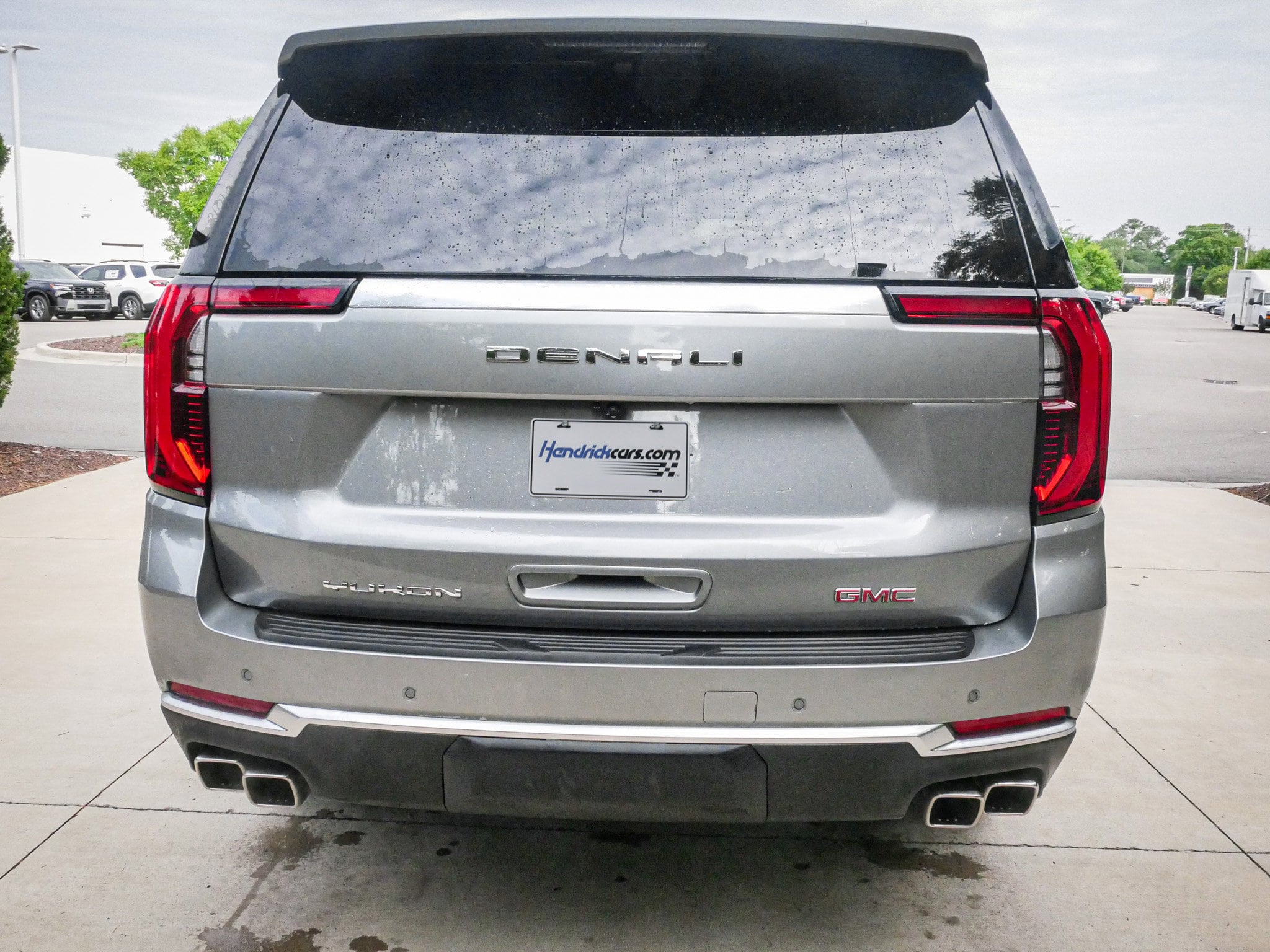 2026 GMC Yukon Denali photo 3