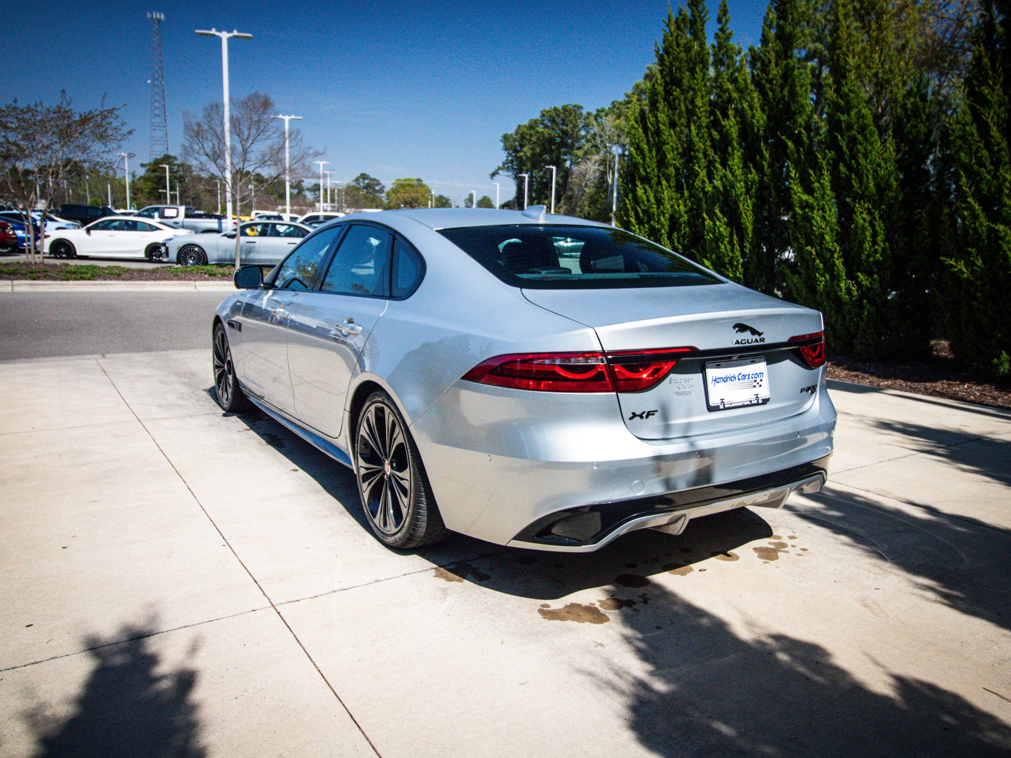 2021 Jaguar XF R-Dynamic SE photo 6