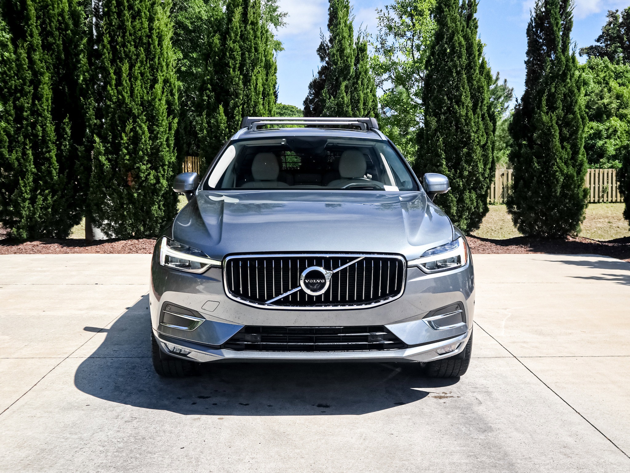 2021 Volvo XC60 Inscription photo 2
