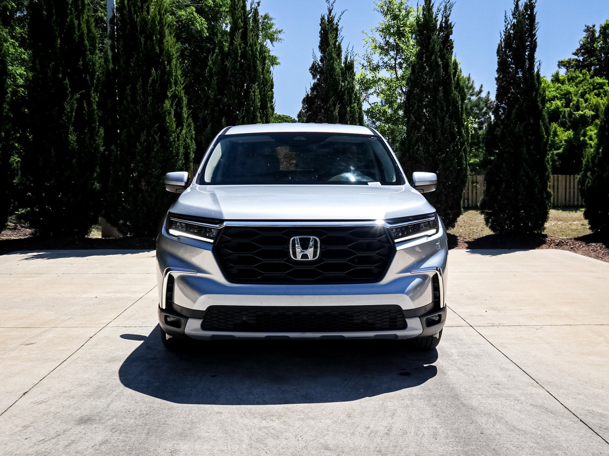 2023 Honda Pilot EX-L 8 Passenger photo 2
