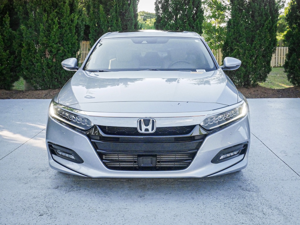 Used 2019 Honda Accord Touring 2.0T Sedan