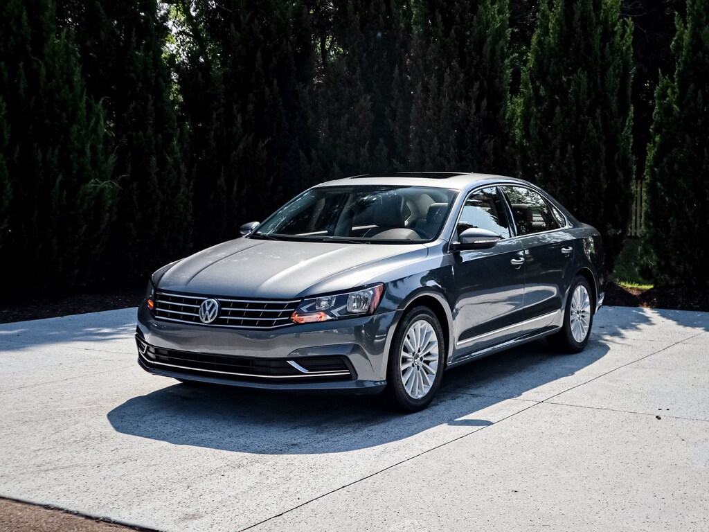 Used 2016 Volkswagen Passat 1.8T SE Sedan