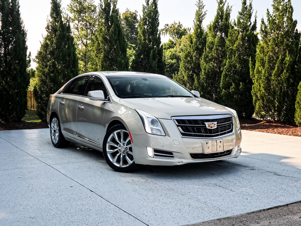 Used 2016 CADILLAC XTS Luxury Collection Sedan