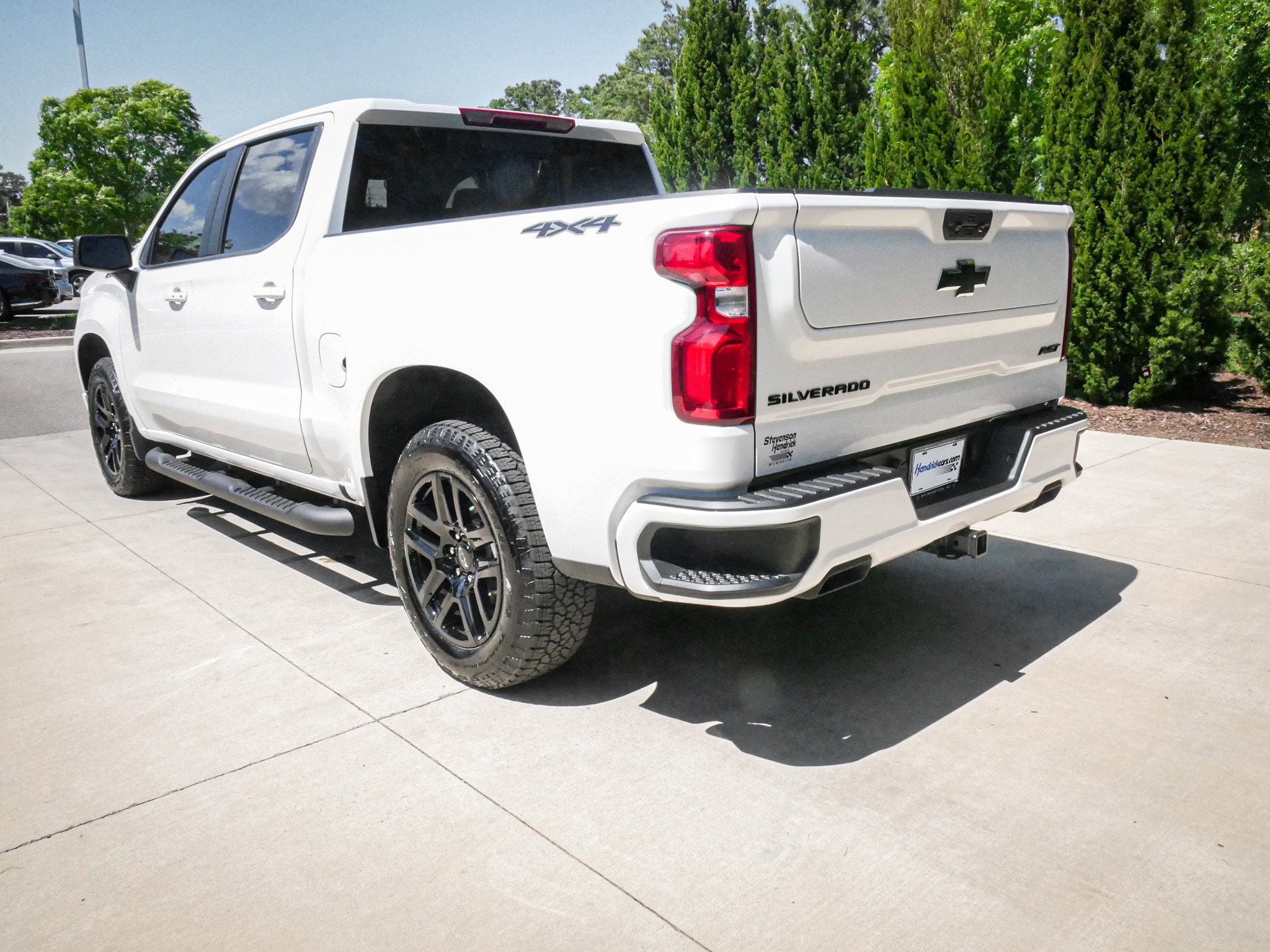 2026 Chevrolet Silverado 1500 RST photo 6