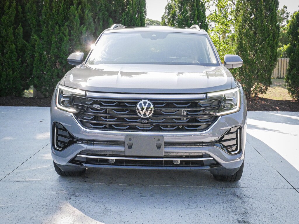 Used 2025 Volkswagen Atlas 2.0T SEL Premium R-Line SUV