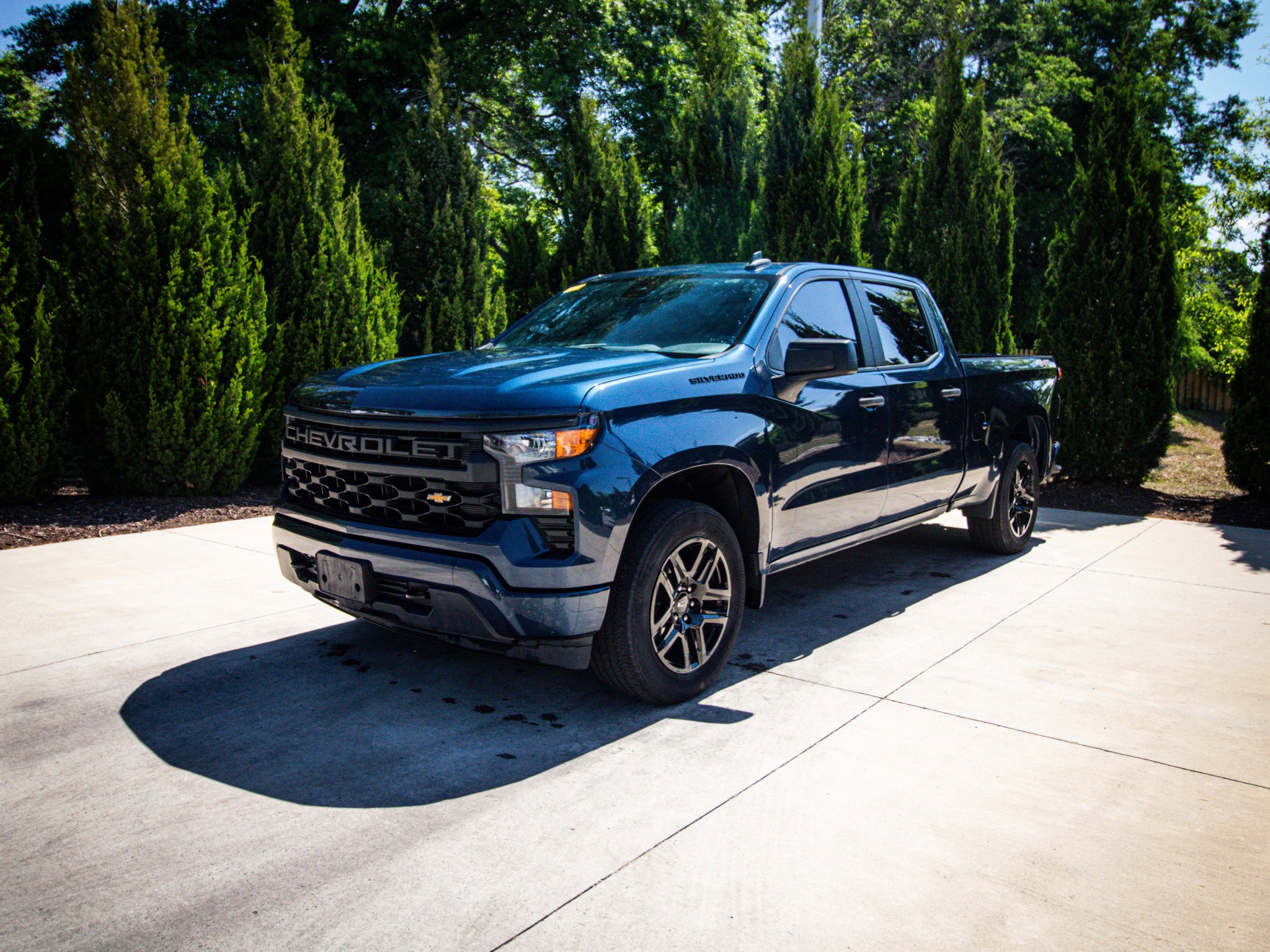 2023 Chevrolet Silverado 1500 Custom photo 4