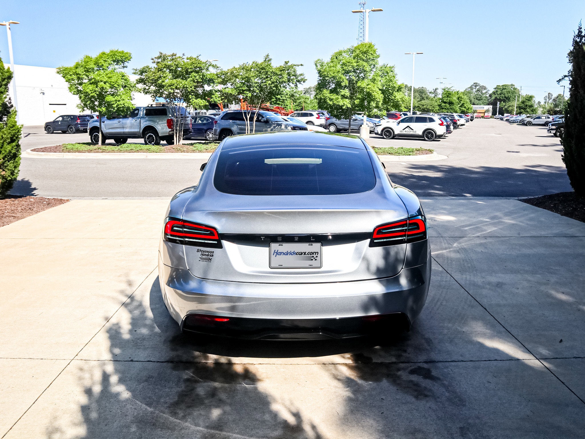 2025 Tesla Model S photo 3