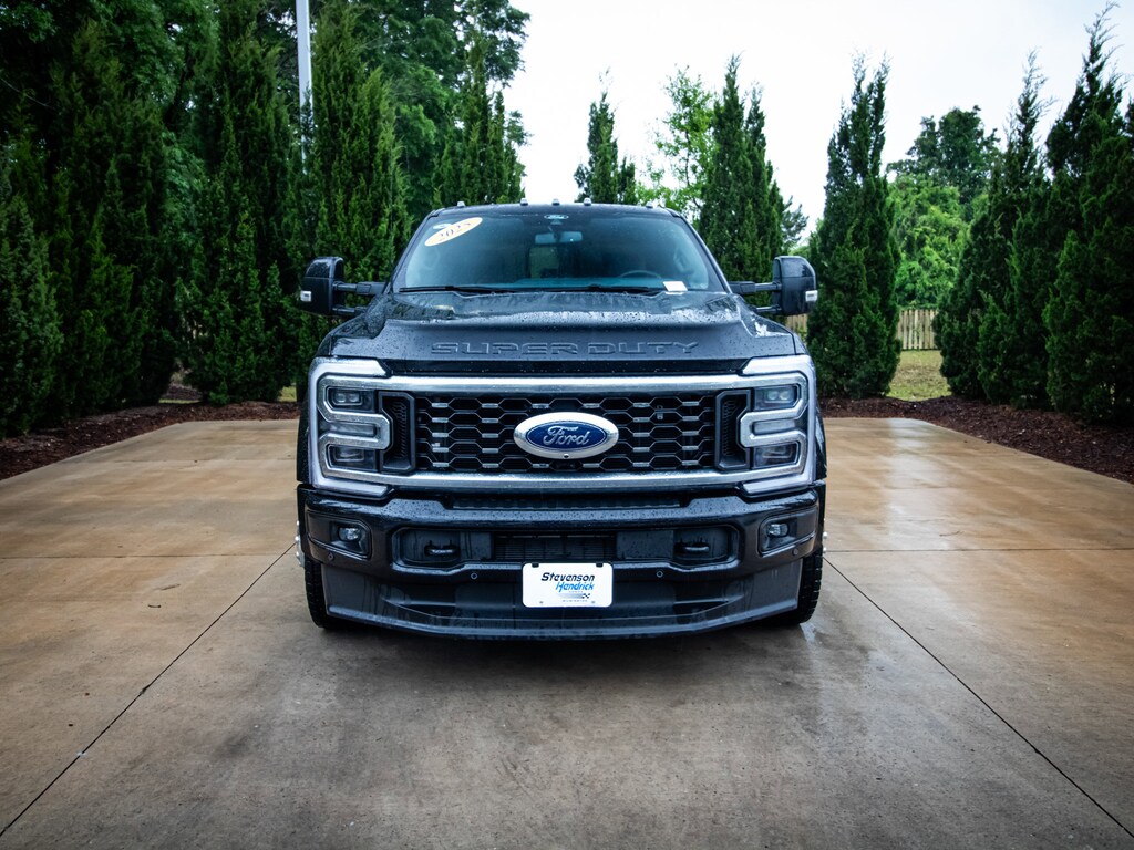 Used 2025 Ford Super Duty F-450 DRW Platinum Pickup