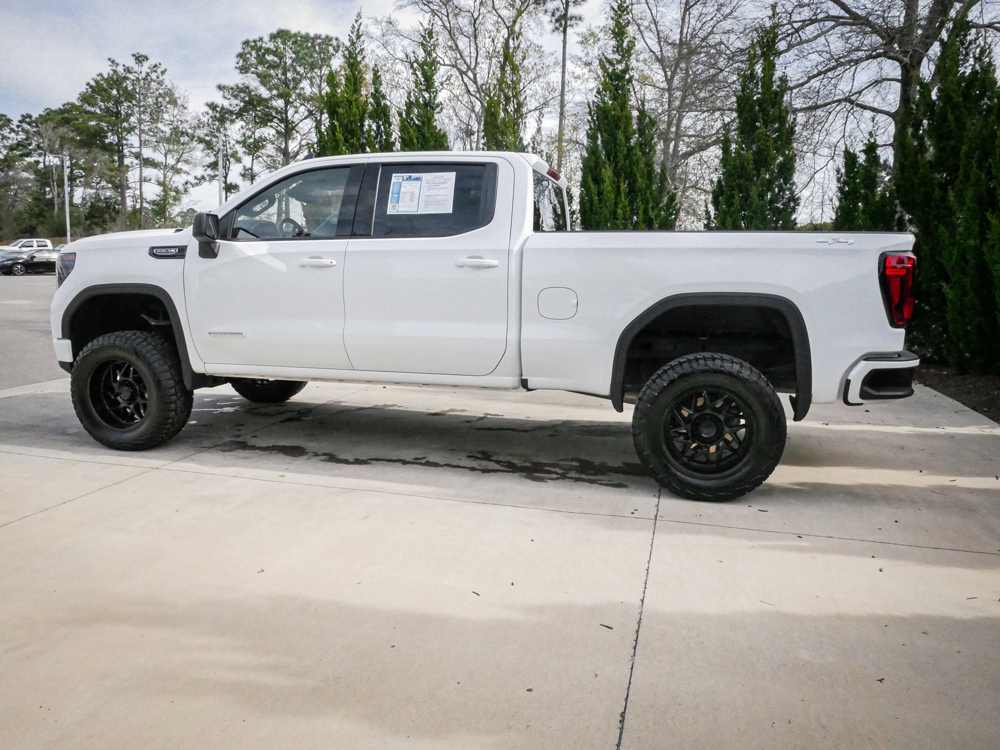 2024 GMC Sierra 1500 Elevation photo 5