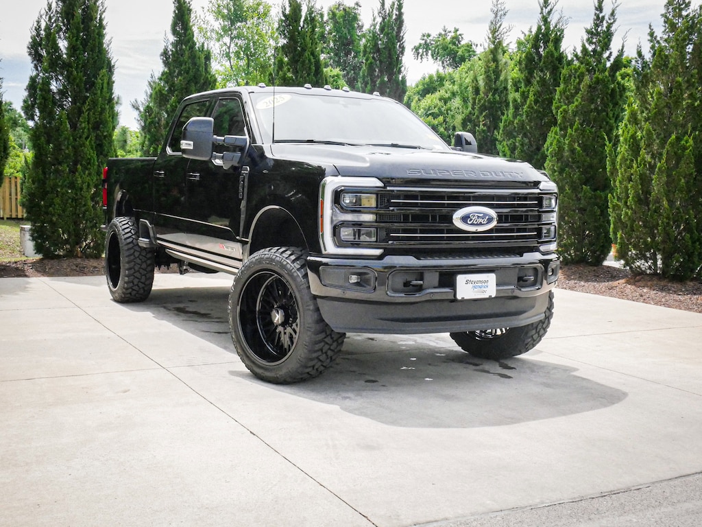 Used 2025 Ford Super Duty F-250 SRW Platinum Pickup