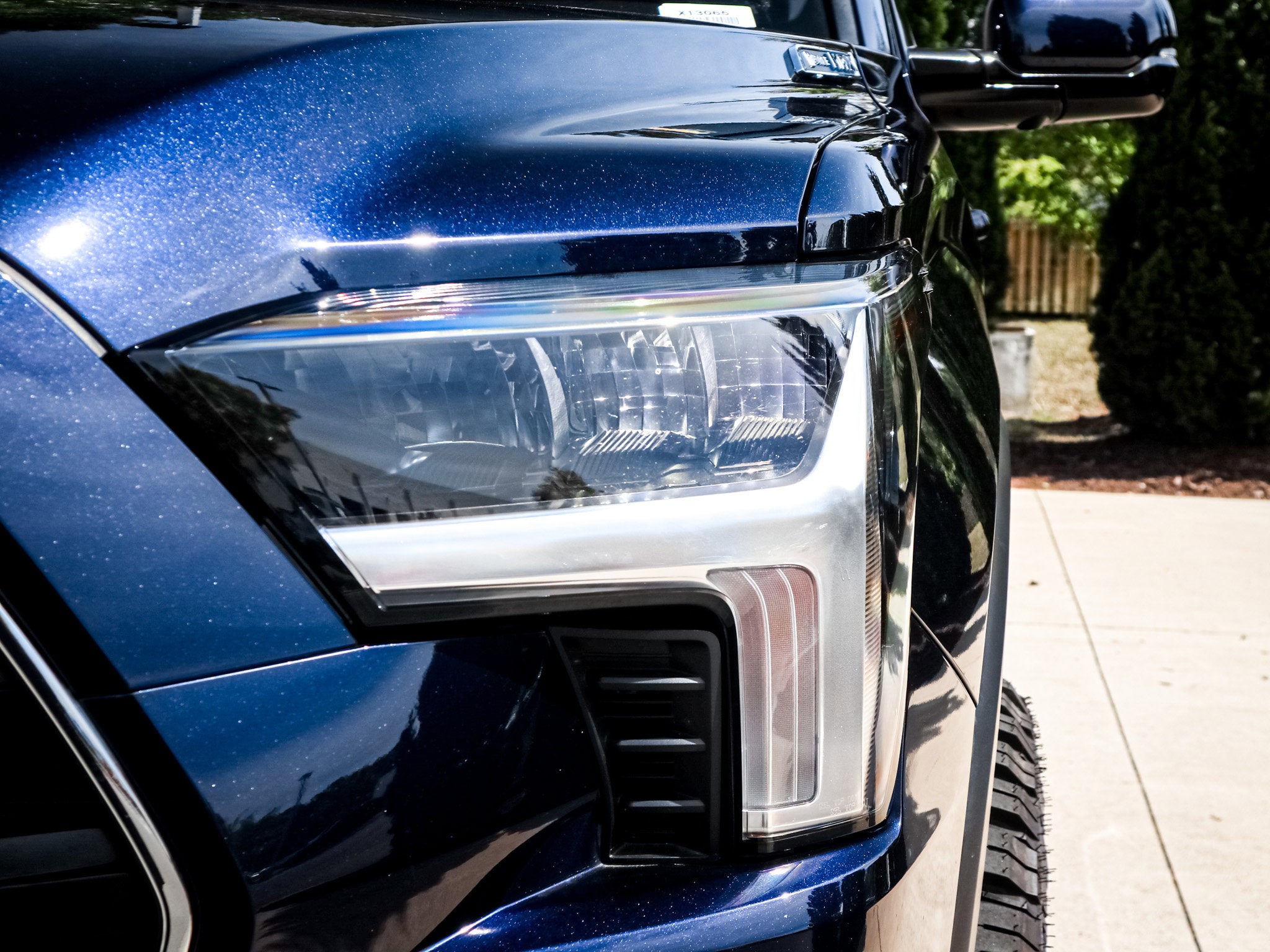 2024 Toyota Sequoia SR5 photo 4