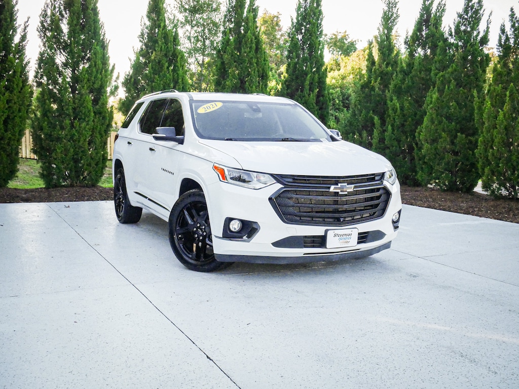 Used 2021 Chevrolet Traverse Premier SUV